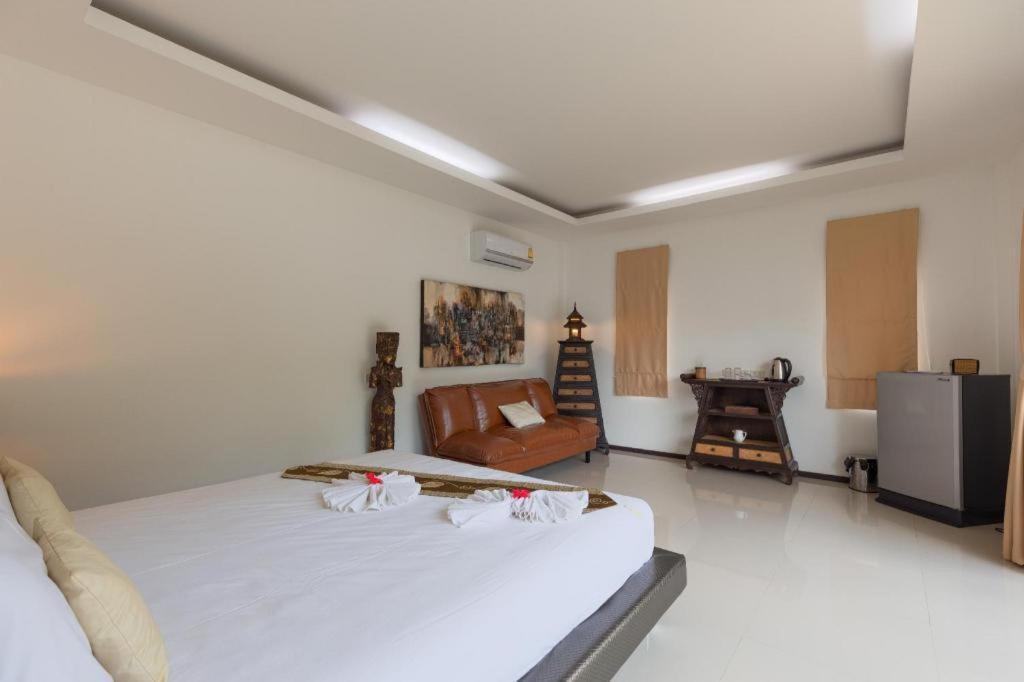 Oxavia 3* Nai Harn